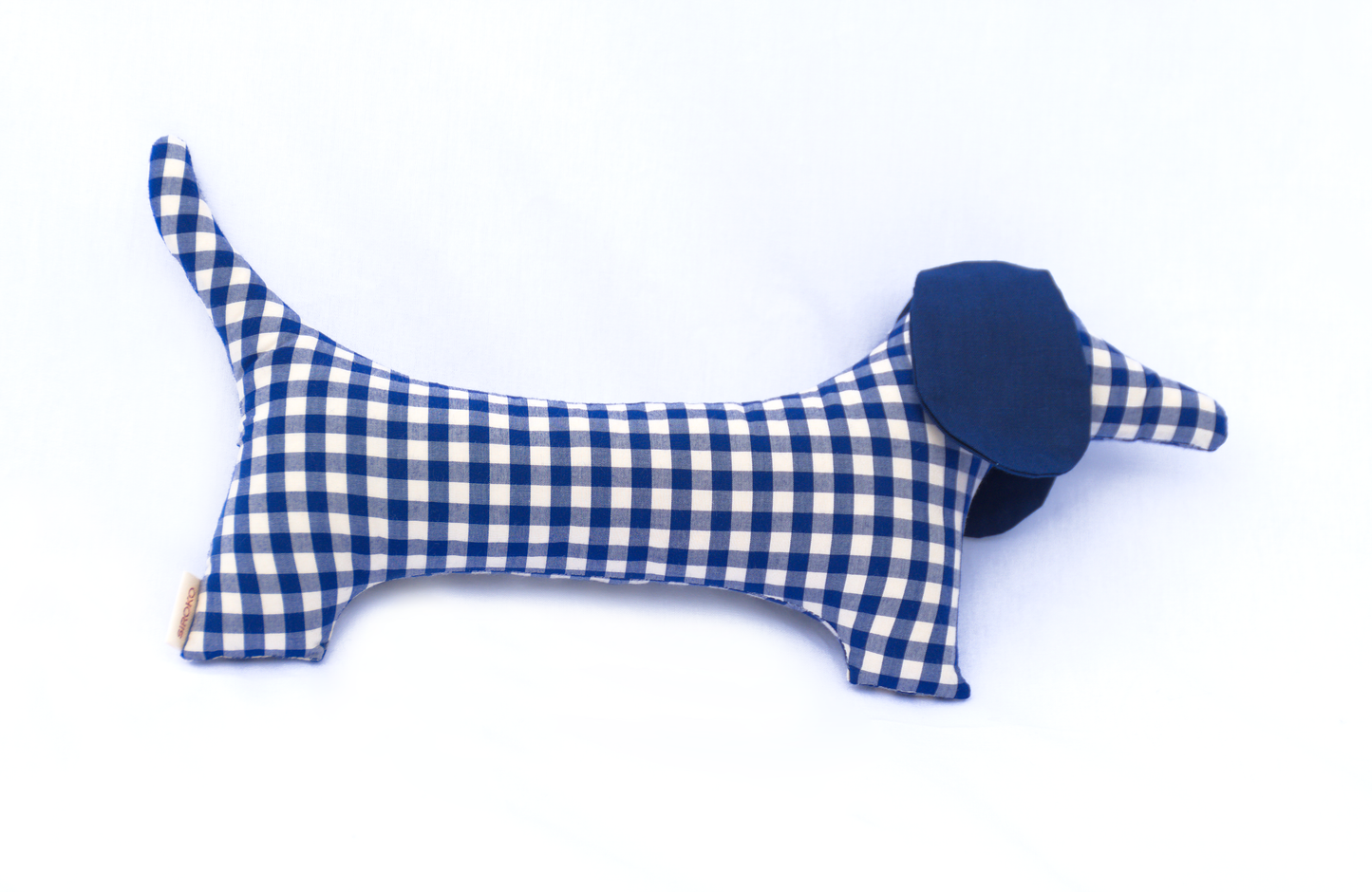 CHIEN TECKEL, À LA FOIS JOUET ET OBJET DÉCORATIF