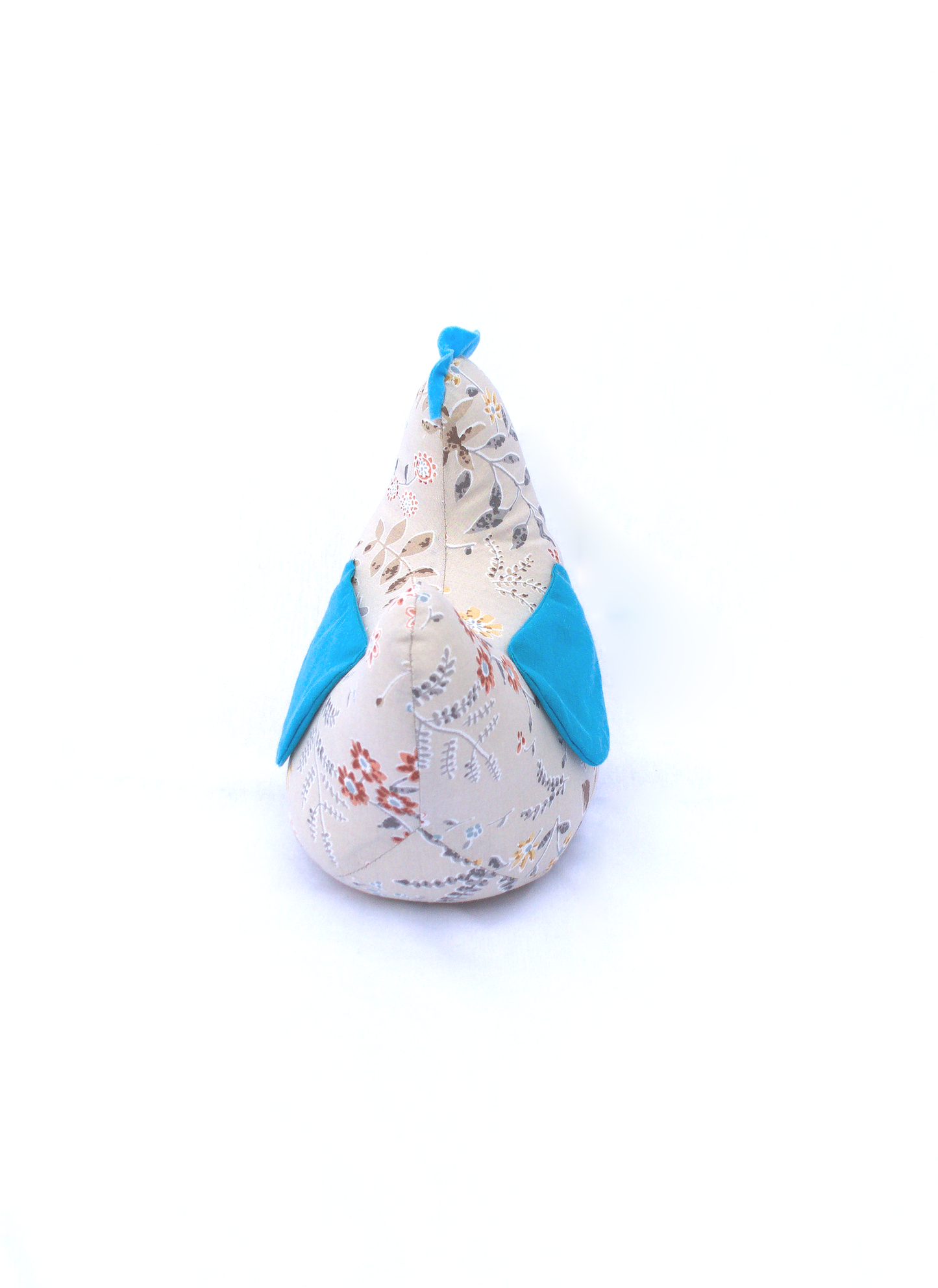 POULE COCOTTE EN GUISE DE PELUCHE OU DOUDOU