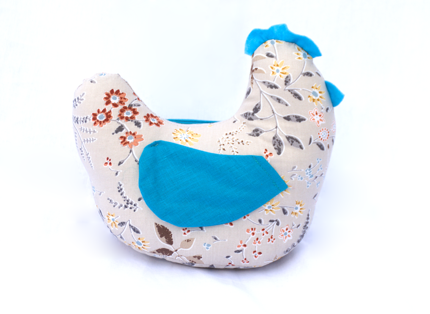 POULE COCOTTE EN GUISE DE PELUCHE OU DOUDOU